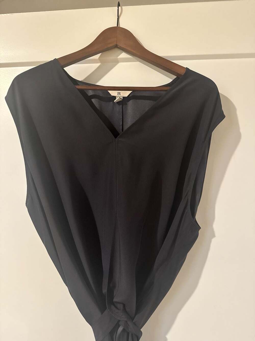 Banana Republic Black V-Neck Flutter Cap Sleeve Knot Front Top